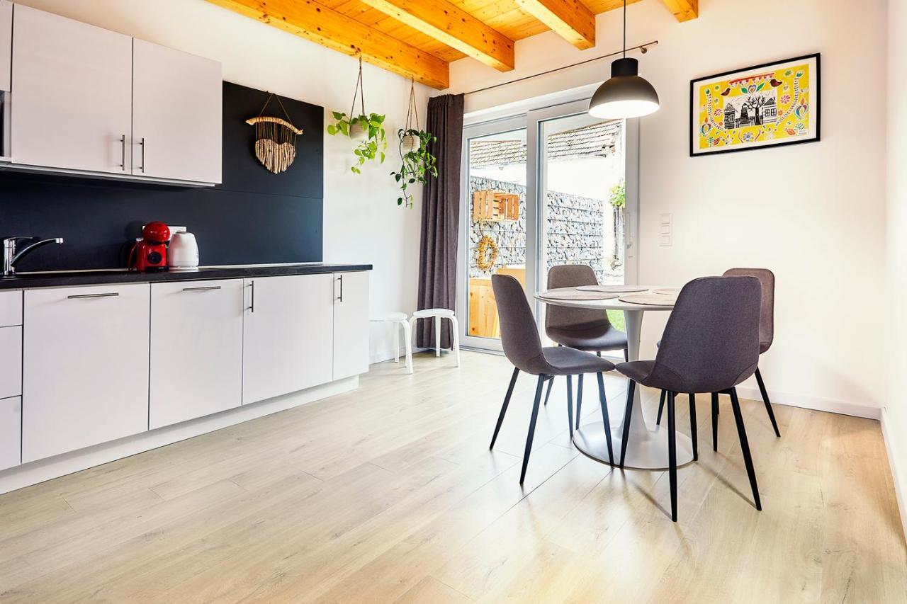 Apartmany Lama Malatiny Luaran gambar