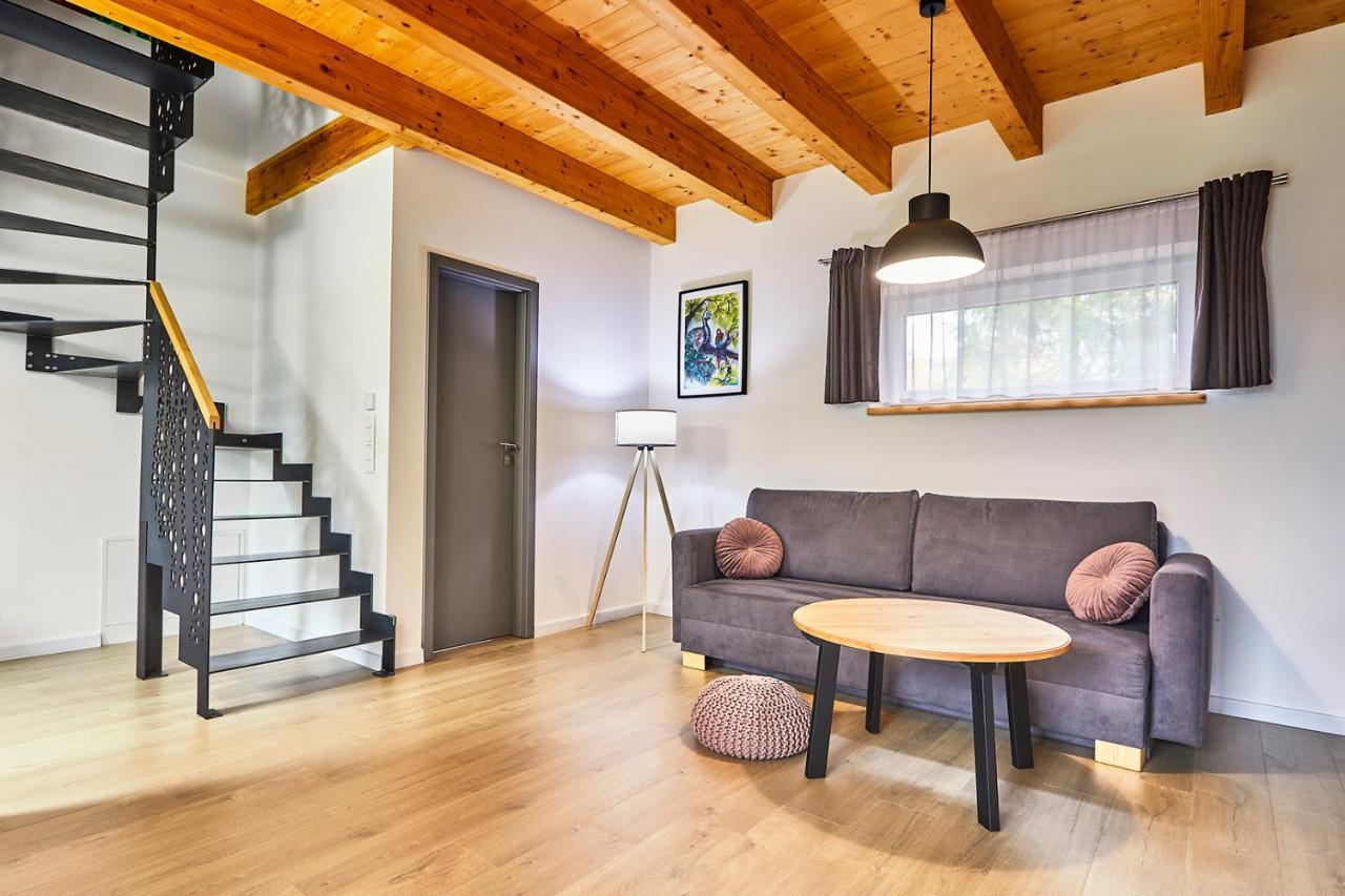 Apartmany Lama Malatiny Luaran gambar